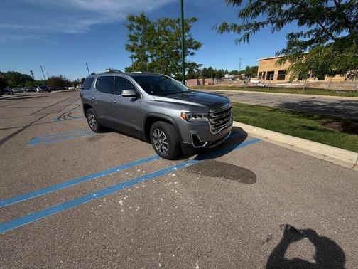 Silver 2020 GMC Acadia SLE