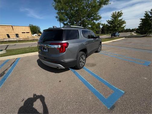 Silver 2020 GMC Acadia SLE