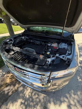 Silver 2020 GMC Acadia SLE
