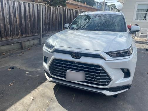 2025 Toyota Grand Highlander Hybrid MAX Platinum