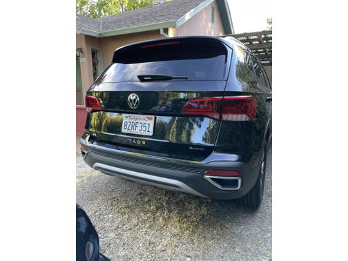 Photo 4 of 15 of 2022 Volkswagen Taos 1.5T SE