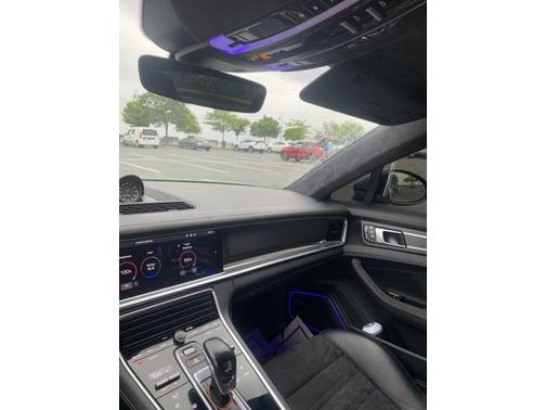 2019 Porsche Panamera Panamera GTS
