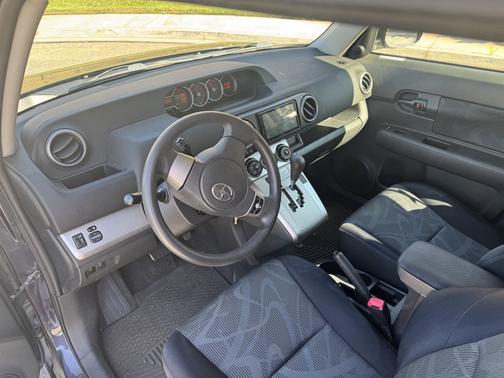 2012 Scion xB Base