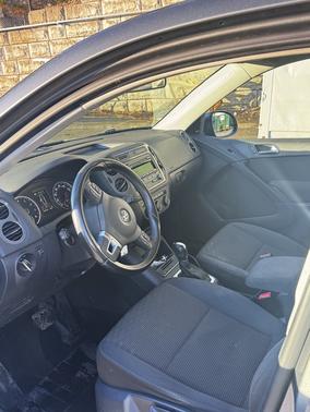 2014 Volkswagen Tiguan Auto S