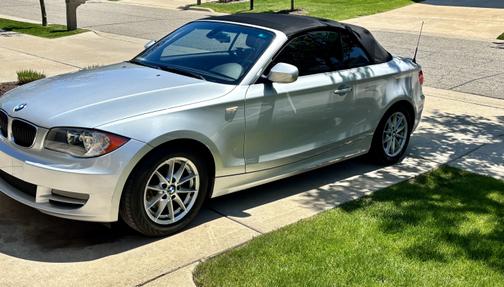 2011 BMW 128 i