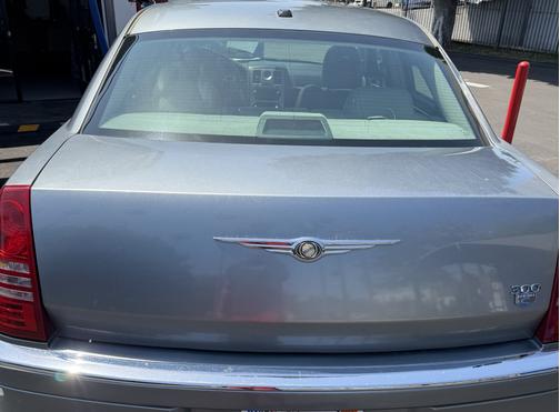 Gray 2007 Chrysler 300C Base