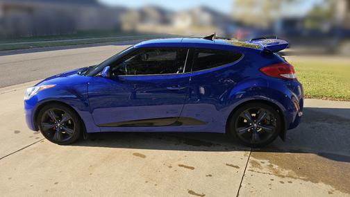 2013 Hyundai Veloster Base