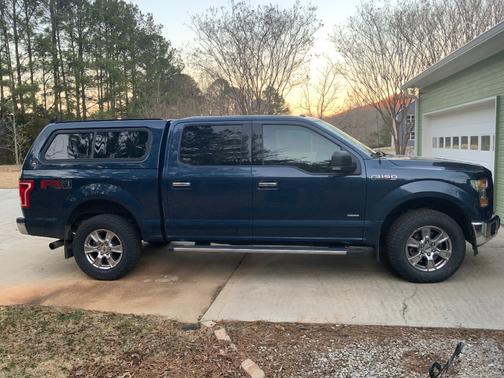 Blue 2015 Ford F-150 XLT