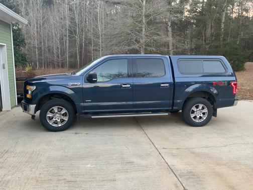 Blue 2015 Ford F-150 XLT