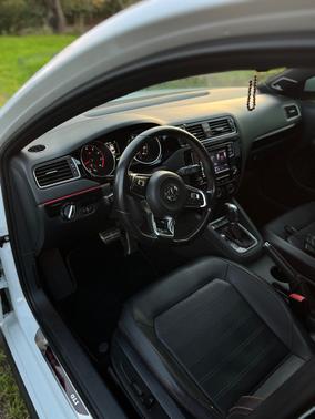 2016 Volkswagen Jetta 2.0T GLI SEL