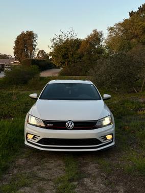2016 Volkswagen Jetta 2.0T GLI SEL