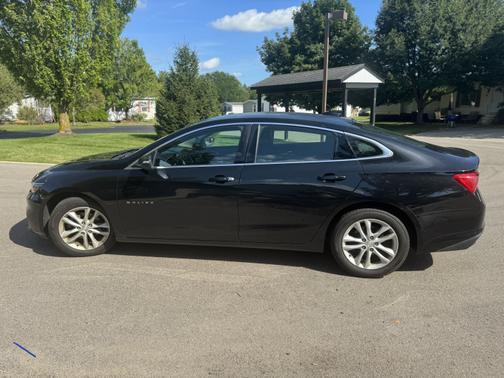 2017 Chevrolet Malibu 1LT