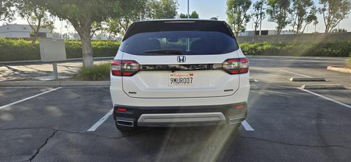 2025 Honda Pilot Touring AWD