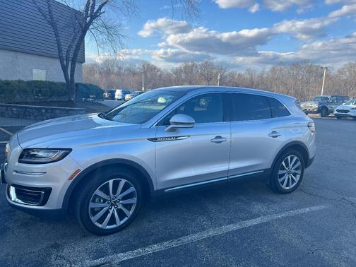 Silver 2019 Lincoln Nautilus Select