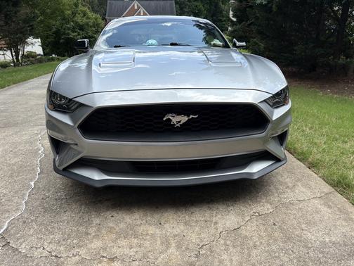 2020 Ford Mustang EcoBoost
