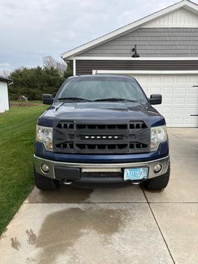 Blue 2011 Ford F-150 XLT