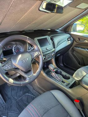 Blue 2022 Chevrolet Equinox RS