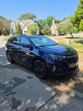 Blue 2022 Chevrolet Equinox RS