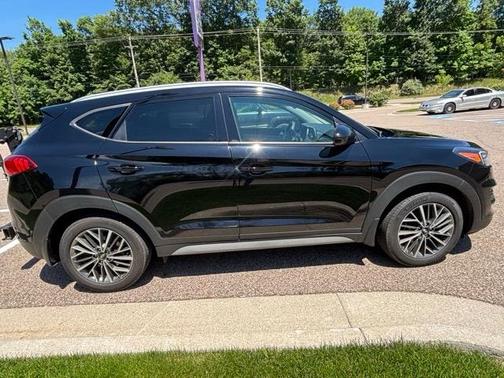 Black 2019 Hyundai TUCSON SEL