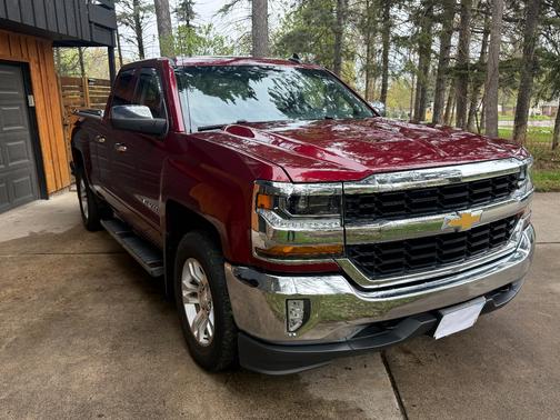 Red 2017 Chevrolet Silverado 1500 1LT