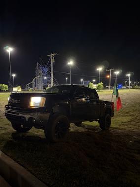 Black 2009 GMC Sierra 1500 SLT Crew Cab