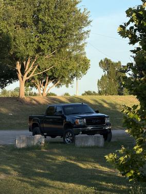 Black 2009 GMC Sierra 1500 SLT Crew Cab