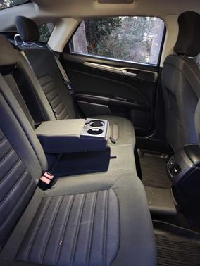 Gray 2018 Ford Fusion SE