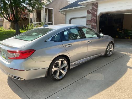 2018 Honda Accord Touring 2.0T