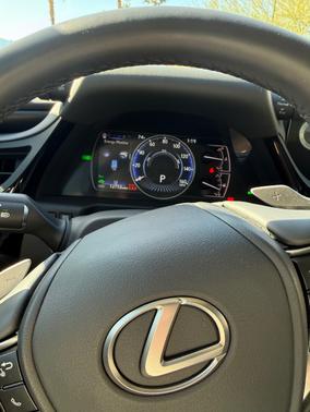 2022 Lexus ES 300h Base