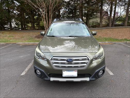 Green 2015 Subaru Outback 3.6R Limited