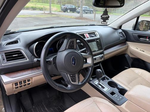 Green 2015 Subaru Outback 3.6R Limited