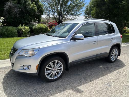 2010 Volkswagen Tiguan Wolfsburg Edition