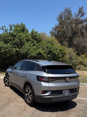 Silver 2024 Volkswagen ID.4 Pro