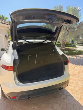 2018 Jaguar F-PACE 25t Prestige