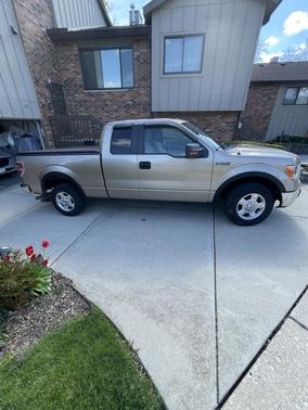 Beige 2012 Ford F-150 XLT