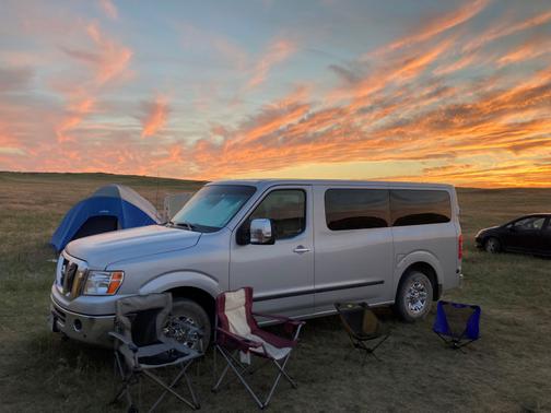 2015 Nissan NV Passenger NV3500 HD SL V8