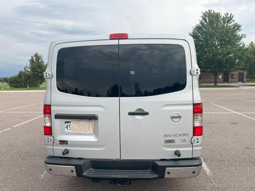 2015 Nissan NV Passenger NV3500 HD SL V8