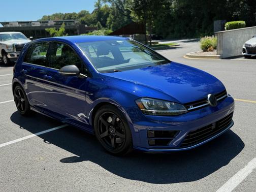 2016 Volkswagen Golf R 4-Door