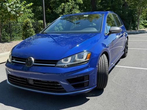 2016 Volkswagen Golf R 4-Door