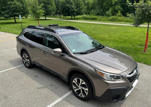 Gray 2022 Subaru Outback Limited