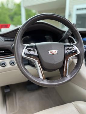 2017 Cadillac Escalade Luxury