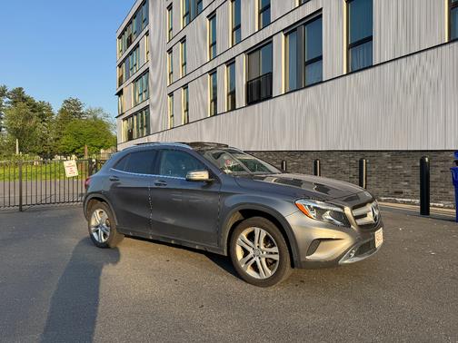Gray 2017 Mercedes-Benz GLA 250 4MATIC