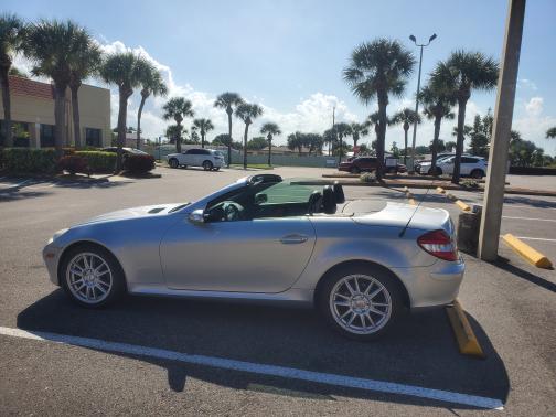 2006 Mercedes-Benz SLK-Class Base
