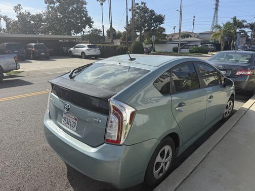 Green 2014 Toyota Prius Four
