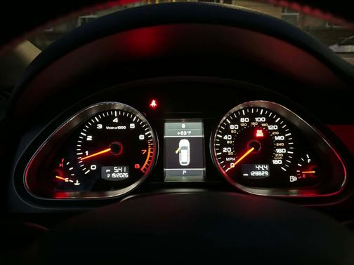 Black 2013 Audi Q7 3.0T Premium Plus