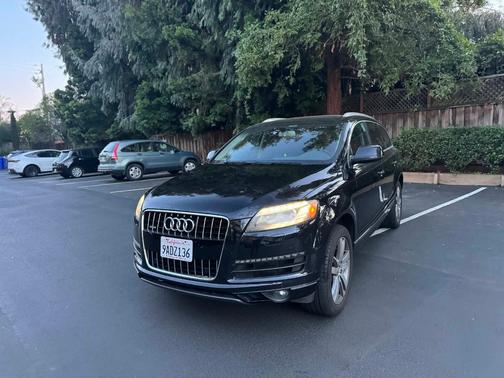 Black 2013 Audi Q7 3.0T Premium Plus