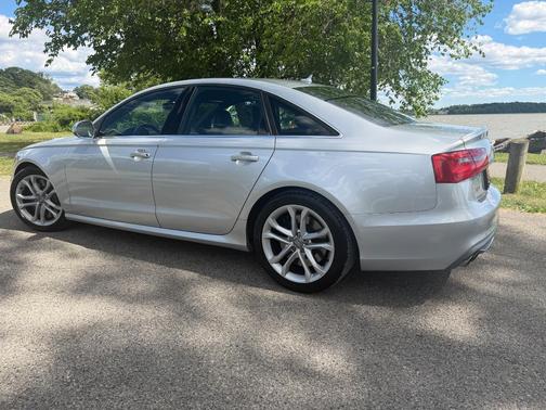 Silver 2014 Audi S6 4.0T Prestige