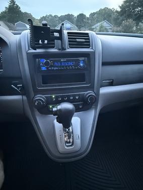 White 2009 Honda CR-V LX