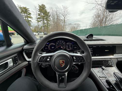 2019 Porsche Panamera Panamera GTS