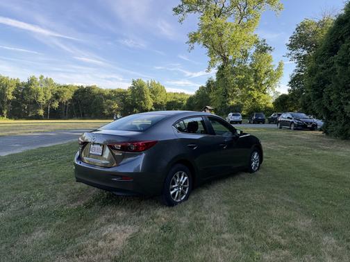 Gray 2017 Mazda Mazda3 Sport